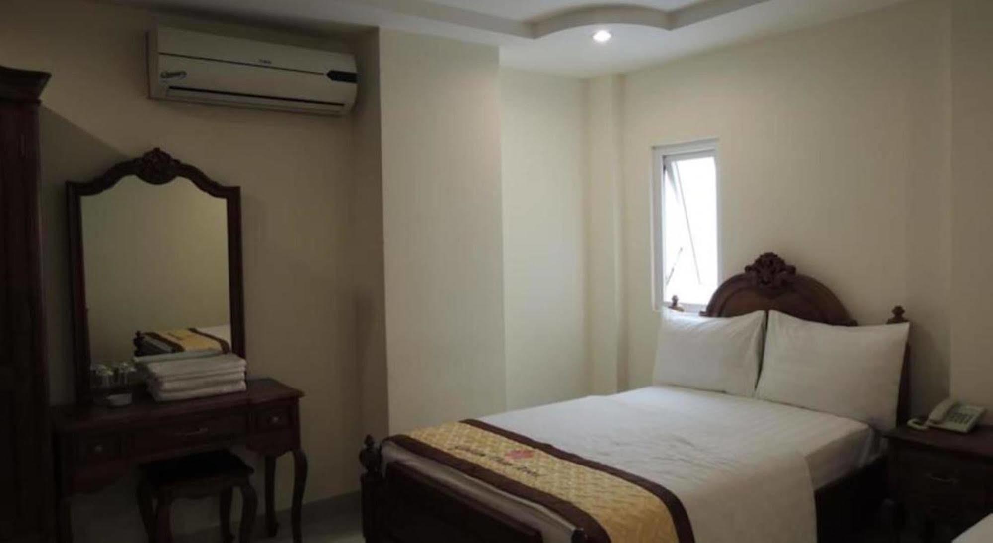 Golden View Saigon Hotel Πόλη Χο Τσι Μινχ Εξωτερικό φωτογραφία